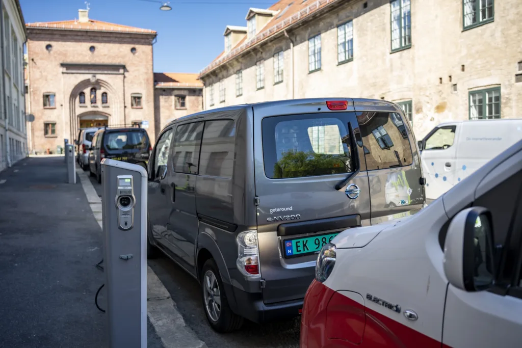 Skandynawia w czołówce elektromobilnego peletonu. Południe Europy się rozkręca - Oslo 2 0021