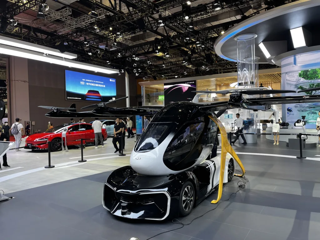 Drony nabierają rozpędu. Również dosłownie Drony nabierają rozpędu. Również dosłownie - drony fot lukasz L