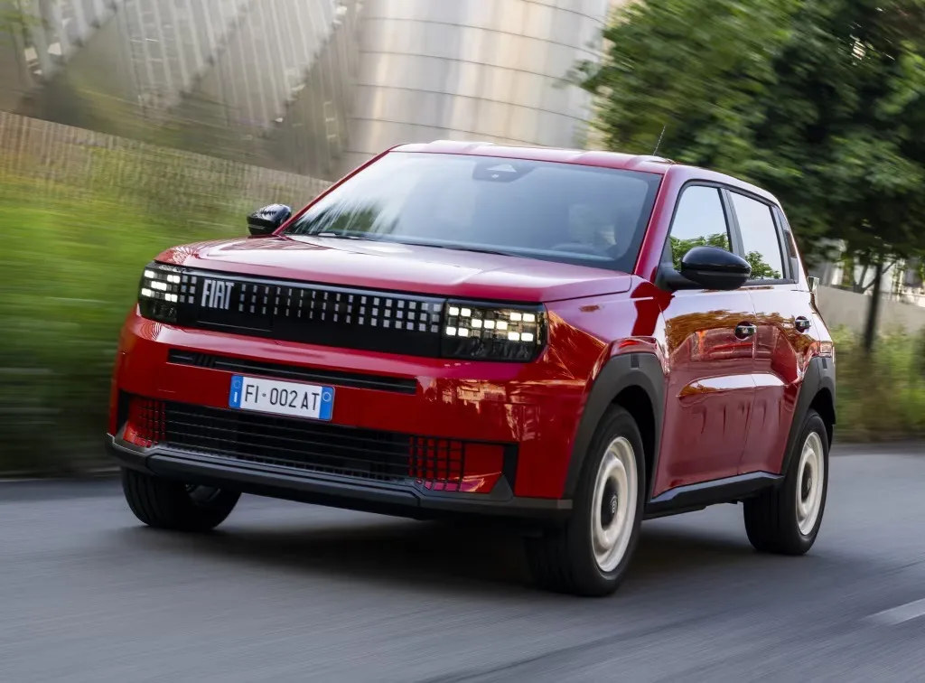Elektromobilność na raty, czyli leasing pod lupą - fiat grande panda electric 388 0663032411430cbf Duzy 1