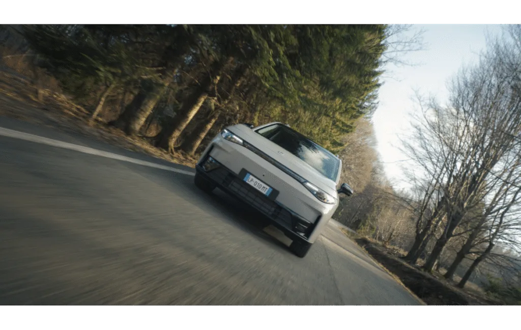 Leapmotor C10 Design, czyli szybki SUV od Stellantisa - leapmotor awd c10 suv