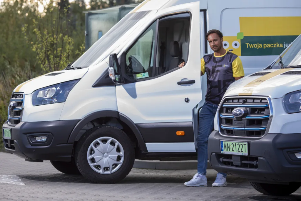 „NaszEauto”: Zagrożone miliony i nowy kurs - naszeauto srodki dostawczeki