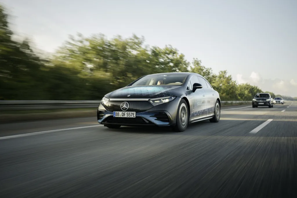 Akumulatory ze stałym elektrolitem, czyli „Święty Graal” elektromobilności - 25C0241 009