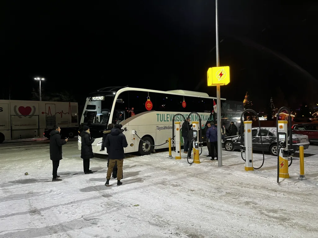 Volvo Buses: 700 km zasięgu w elektrycznym autokarze - 5