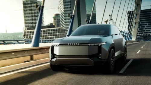 Wszystkie wiadomości - Elektryczna Toyota LAND CRUISER