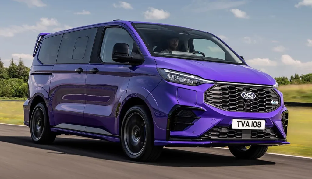 Ford rozszerza linię MS-RT. Tourneo i Ranger na sportowo - Ford E Tourneo Custom MS RT 2025 3 002