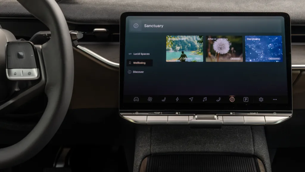 W pełni definiowany software? Tesla najbliżej, ale to Chińczycy nadają tempo - LM250408 GPD 25