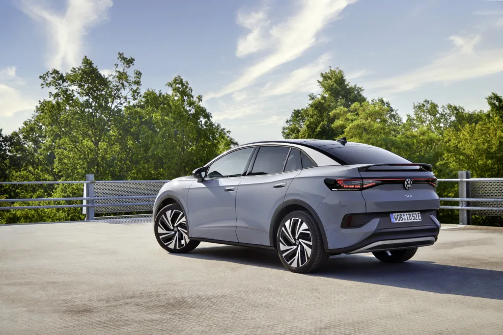 Volkswagen znacznie obniżył ceny modeli ID - Volkswagen ID.5