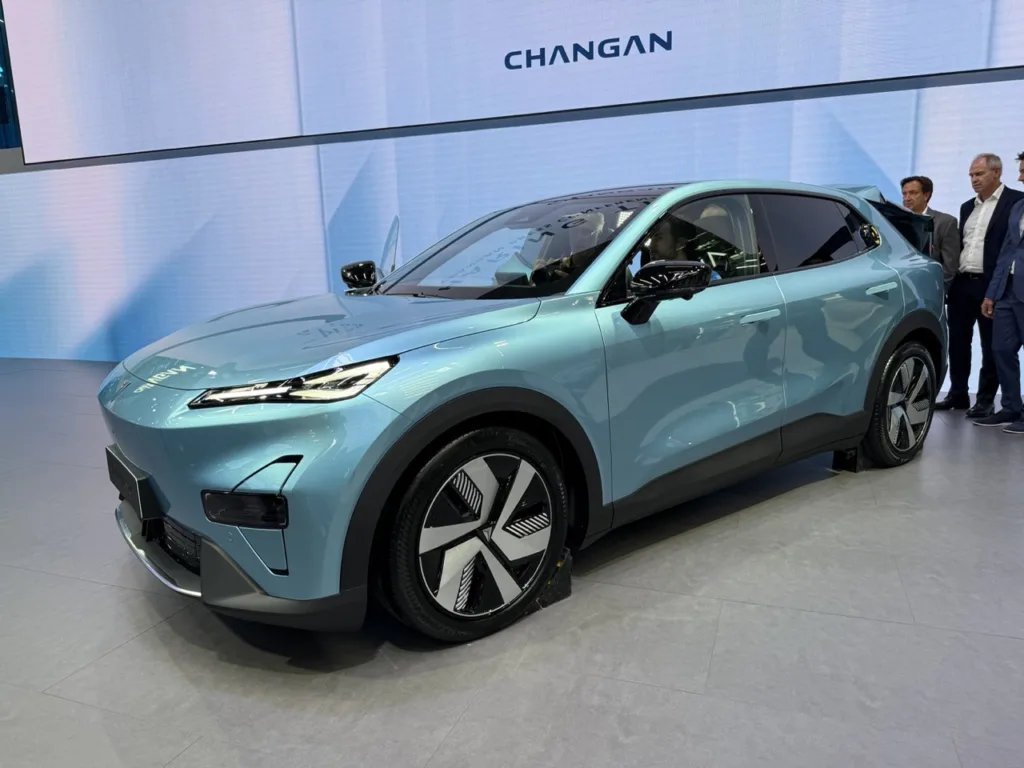 IAA w Monachium. Co pokazali producenci spoza Europy? - changan deepal s05