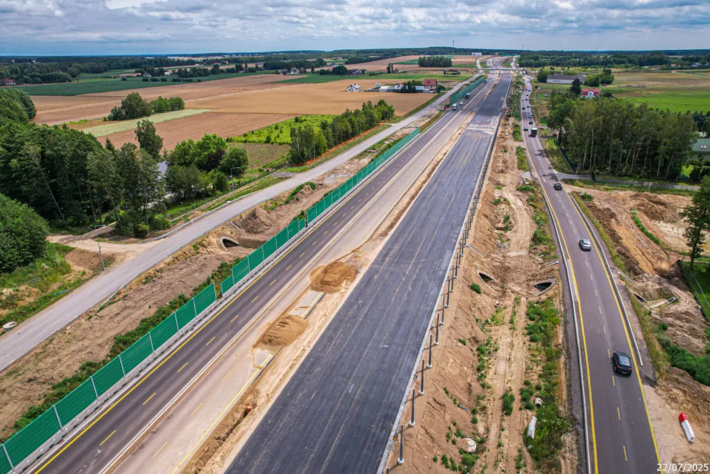GDDKiA: 400 km nowych tras jeszcze w tym roku - gdaka i lany 2025 1
