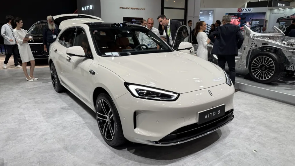 IAA w Monachium. Co pokazali producenci spoza Europy? - huawei aito m5