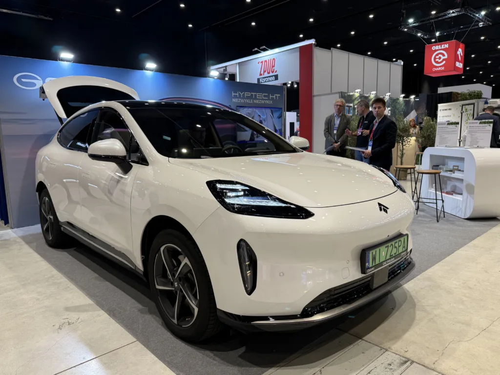 „NaszEauto” – wehikuł z ograniczonymi perspektywami - image00017