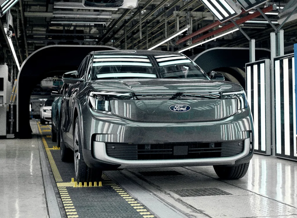 Rekordowa sprzedaż aut elektrycznych w USA. Pożegnanie z ulgą podatkową wywołało boom - kolonia ford redukcja zatrudnieni