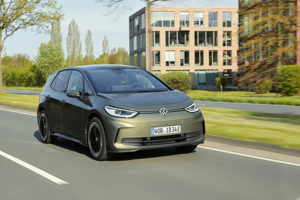 Elektryk z drugiej ręki. Wszystko, co warto wiedzieć o używanych autach elektrycznych - nowe ceny Volkswagen ID.3