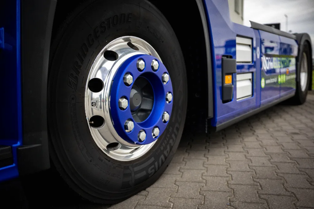 Elektryczne ciągniki sprawdzają się w transporcie intermodalnym - obraz 12