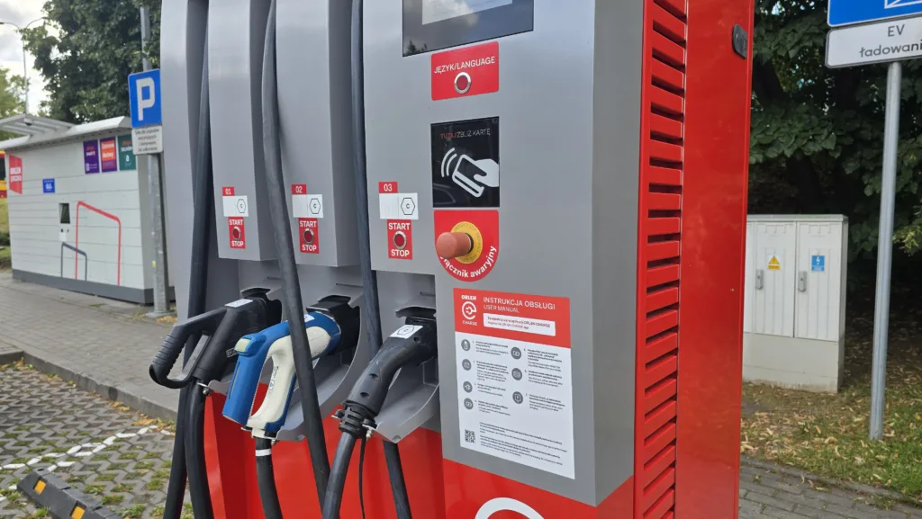 Ile kosztuje naładowanie auta elektrycznego? Od 48 do 215 złotych za 60 kWh - 20250628 113057