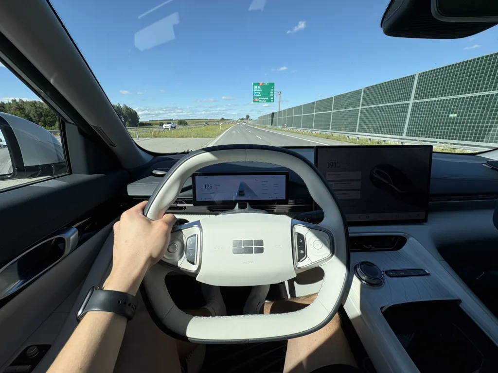 Geely EX5 - elektryczny SUV na dłuższej trasie - 5 2