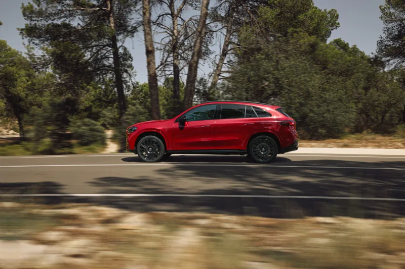 Elektryczny Mercedes GLC z polskimi cenami. Start od 319 900 zł - 800 25c0225 044