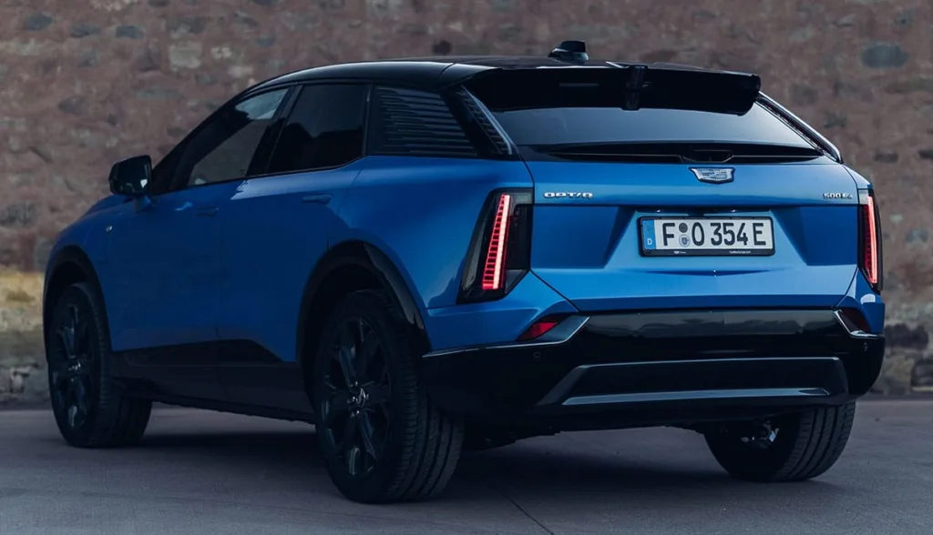 Cadillac Optiq wyceniony w Niemczech. Atak na SUV-y premium - Cadillac Optiq 2025 4