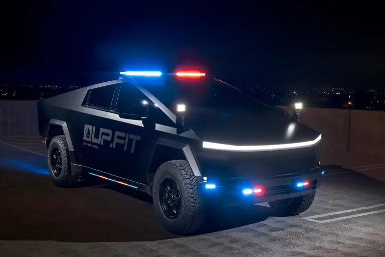 Wszystkie wiadomości - Cybertruck policja vegas 0