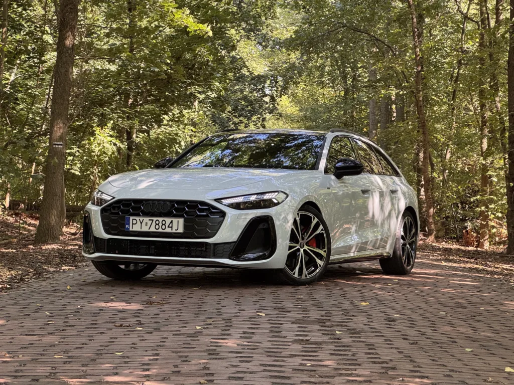 Audi A5 Avant e-hybrid przód 3/4
