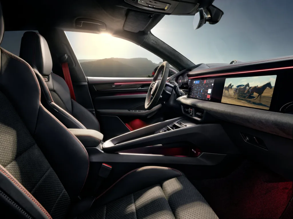 Elektryczny Macan GTS dołączył do oferty. Start od 480 tys. złotych - S25 1345 a3 rgb