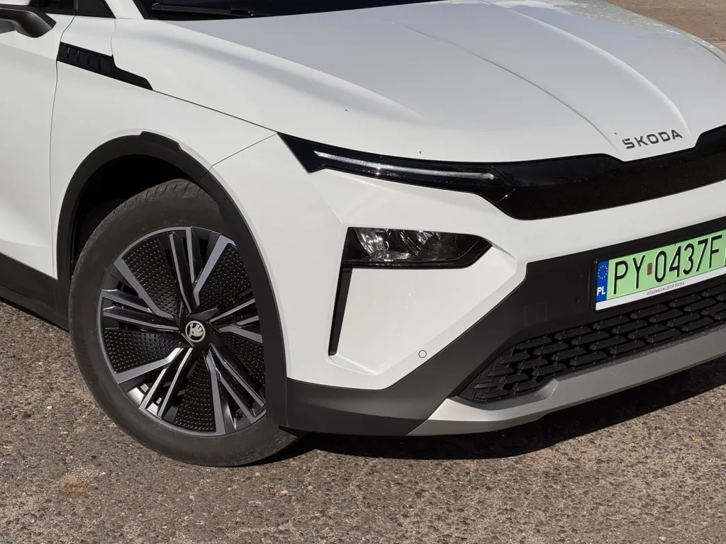 Skoda Elroq to funkcjonalny i poręczny SUV „w sam raz”. Z jednym „ale” - Skoda Elroq 1