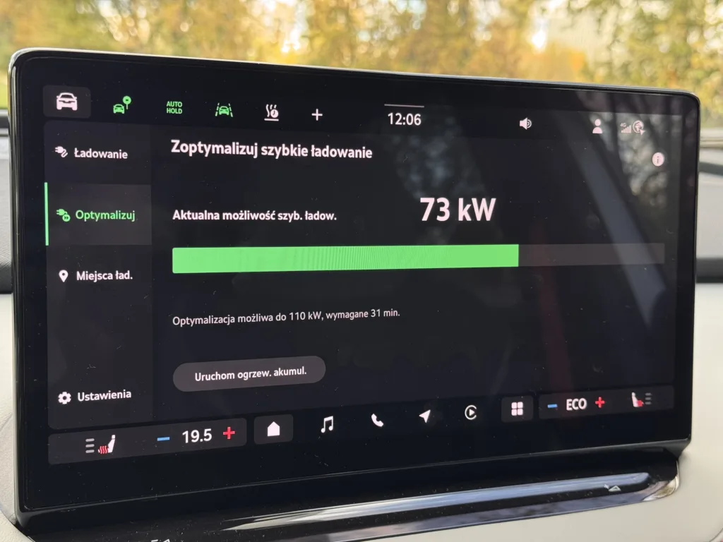 Skoda Elroq to funkcjonalny i poręczny SUV „w sam raz”. Z jednym „ale” - Skoda Elroq 10