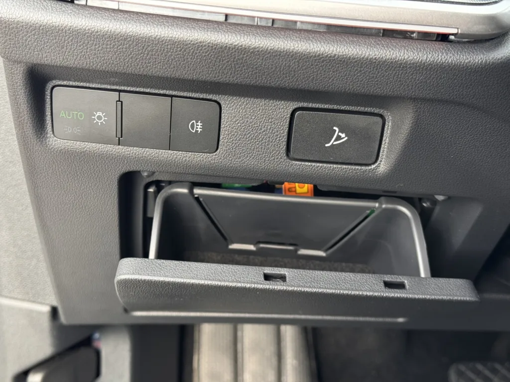 Skoda Elroq to funkcjonalny i poręczny SUV „w sam raz”. Z jednym „ale” - Skoda Elroq 34