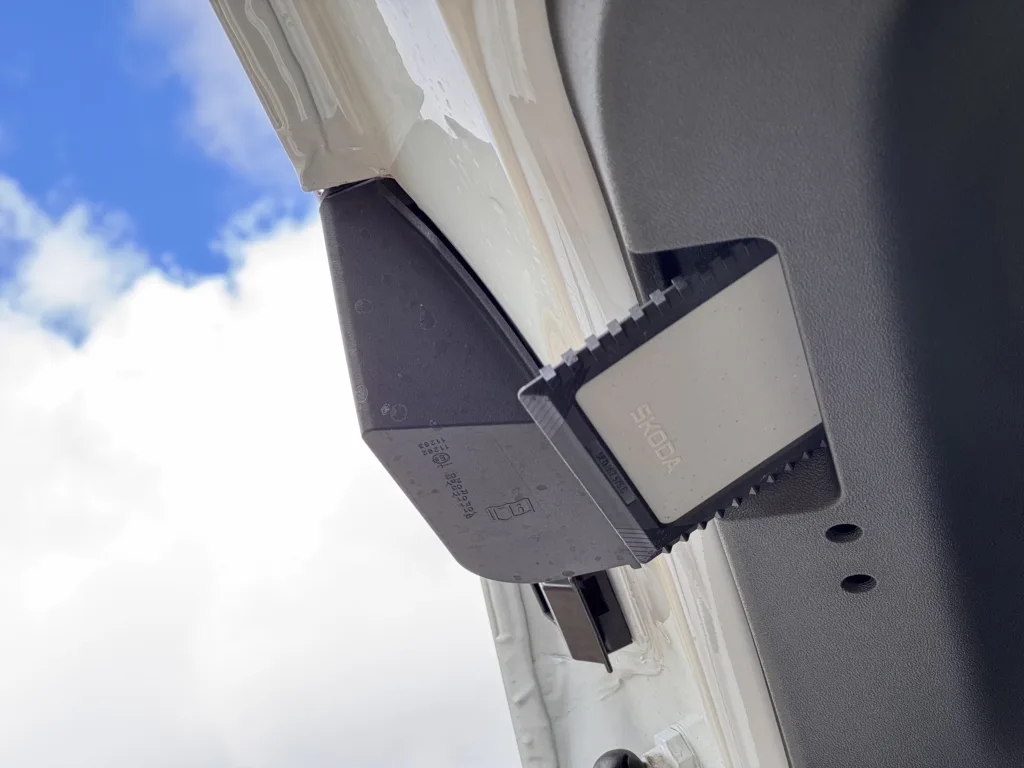 Skoda Elroq to funkcjonalny i poręczny SUV „w sam raz”. Z jednym „ale” - Skoda Elroq 43