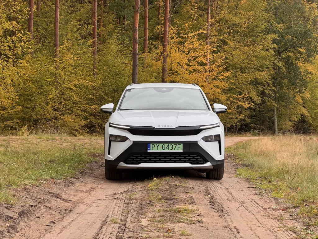 Skoda Elroq to funkcjonalny i poręczny SUV „w sam raz”. Z jednym „ale” - Skoda Elroq 65