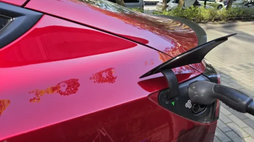 Wszystkie wiadomości - Tesla traci ale wciaz na szycie 11