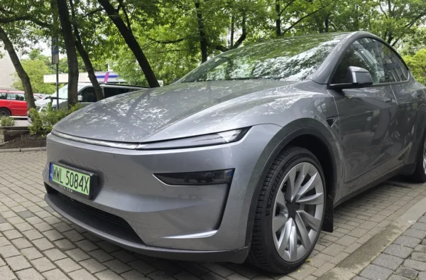 Tesla wraca na szczyt 1