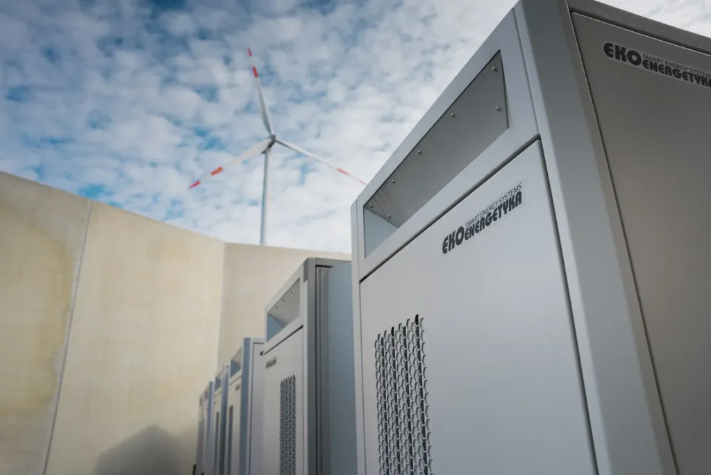 Ekoenergetyka elektryfikuje z powodzeniem region Beneluksu - e bus benelux spie delijn ekoeneregtyka 1