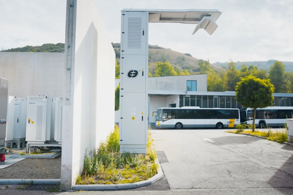 Ekoenergetyka elektryfikuje z powodzeniem region Beneluksu - e bus benelux spie delijn ekoeneregtyka 2