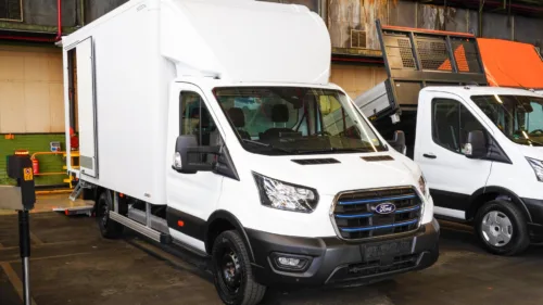 Wszystkie wiadomości - elektryczna zmiana Ford E Transit 1