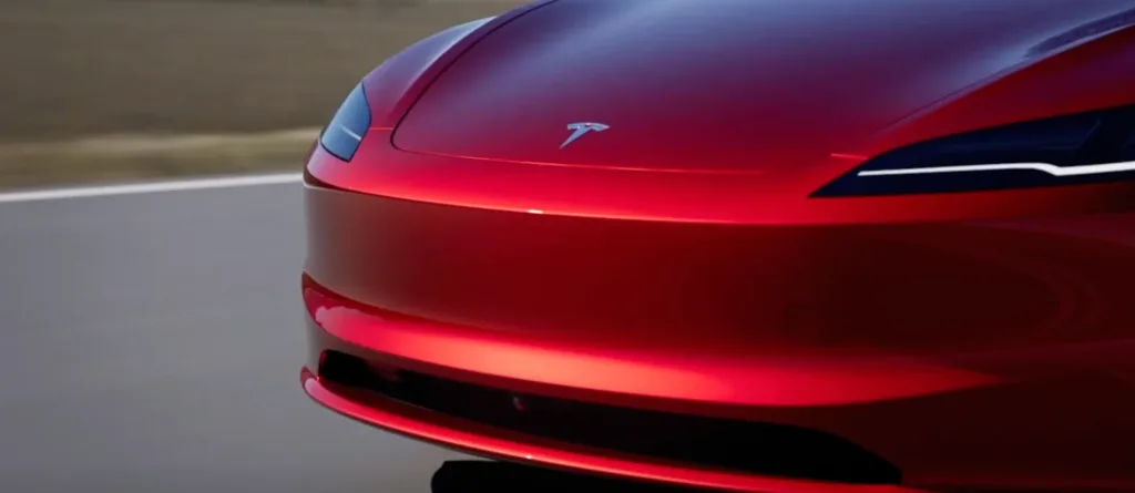 Tesla Model 3 i Model Y z nowymi ulepszeniami. Większy zasięg i lepsza funkcjonalność Tesla