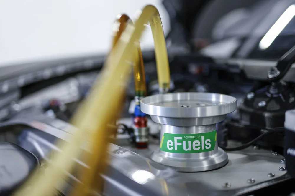 Koniec aut spalinowych od 2035 roku? Sektor automotive z oporami - unia prawo zakaz 2035 3