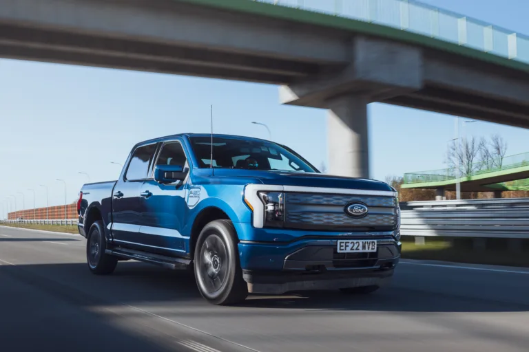 Strona główna Strona główna - 1 elektromobilnosc raport rho