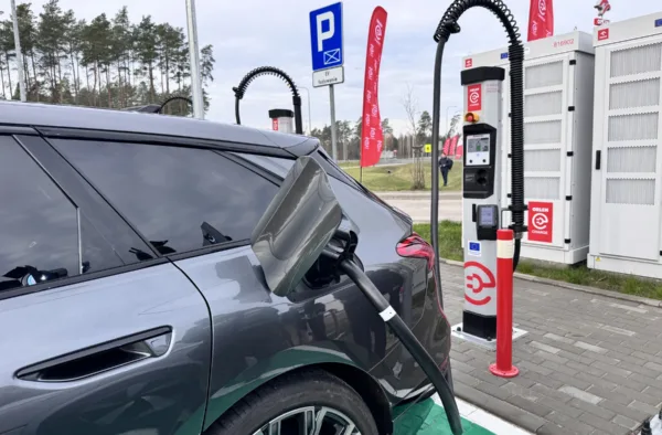 Testy i opinie - 1 huby ladowania w polsce