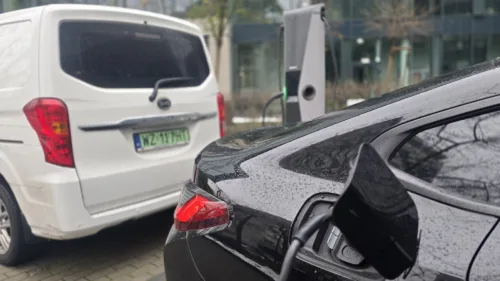 Wszystkie wiadomości - 1 samochody elektryczne przyspieszaja acea 10 miesiecy