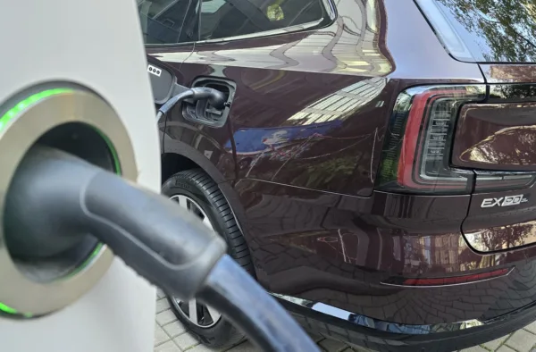 Testy i opinie - 2 pevo index pazdziernik 2025