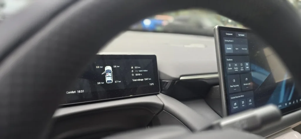 Dotykowe funkcje odchodzą do lamusa. Przyciski i pokrętła wracają do łask! - 5 przyciski i pokretla wracaja do lask