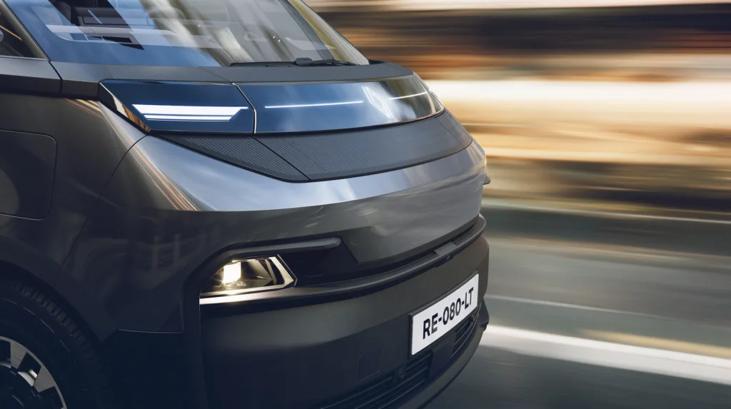 Renault Trafic Van E-Tech Electric z architekturą 800 V - 7 elektryczny Renault Trafic Van E Tech