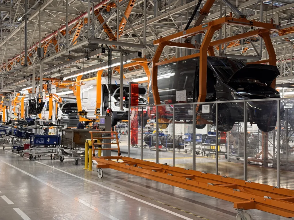 Niemcy zainwestują 1,5 mld zł pod Poznaniem. Elektryczny Crafter będzie „Made in Poland” - IMG 9415