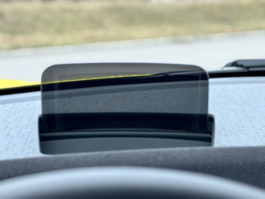 MINI Cooper SE szybka head up