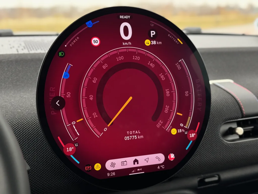 MINI Cooper SE ekran tryb jazdy Balanced