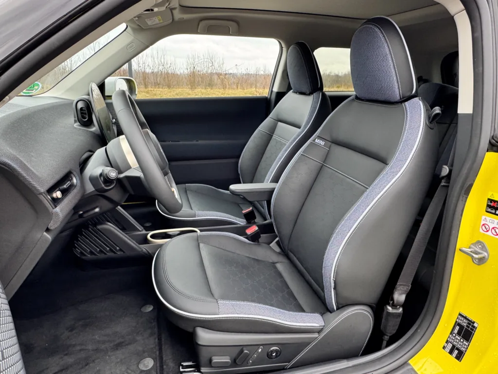 MINI Cooper SE fotele