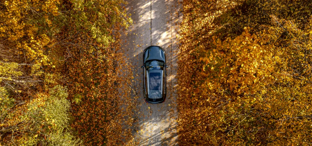 Geely wprowadza do oferty hybrydę, która ma zdynamizować sprzedaż. Jednak czy to się uda? - STARRYAY DRIVELAND hires 100 z 149