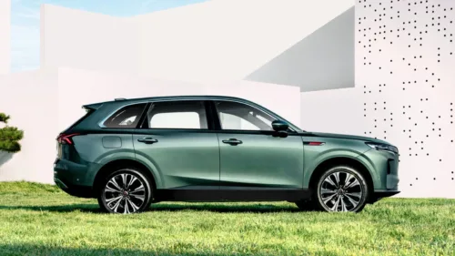 Wszystkie wiadomości - rekord zasiegu hongqi hs6 phev 2