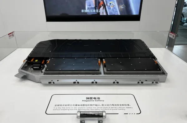 Testy i opinie - 1 CATL i BYD przejmuja bateryjna kontrole